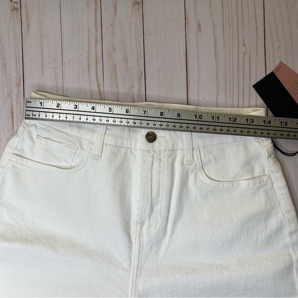 Jen7 High Rise MidRoll White Jean Shorts 4 NWT - Picture 5 of 14